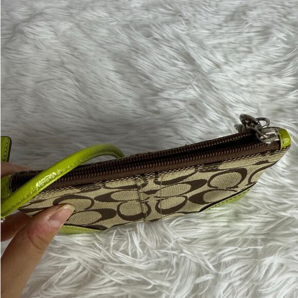 COACH y2k Soho Lime Brown Signature Canvas Wristlet - Picture 3 of 9